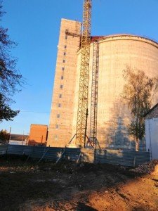 склад силосного типу для безтарного зберігання цукру місткістю 35 тис тон (фото 1)